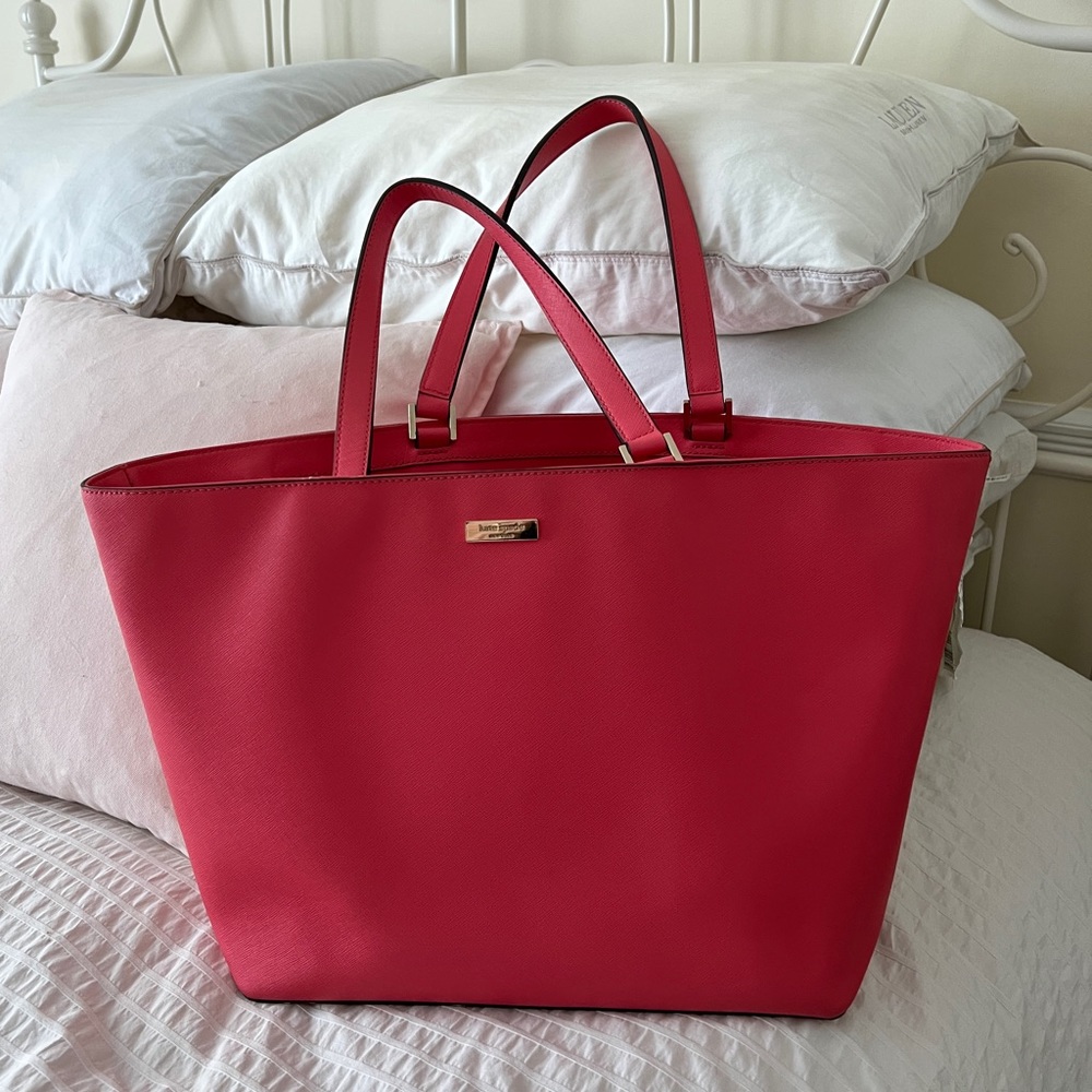 Beautiful pink Kate Spade Bag